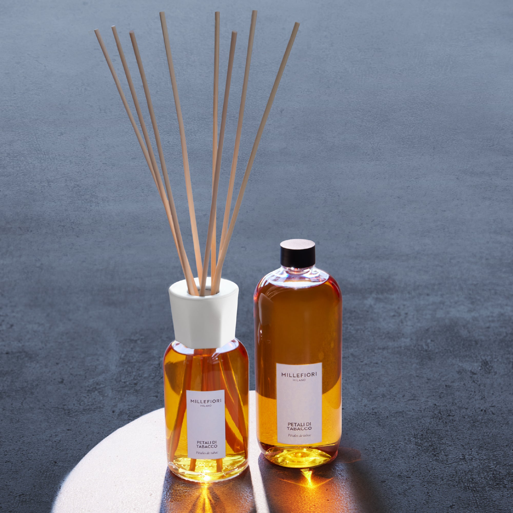 Culti Diffusore Bastoncini Stile da 500 ml Milano | Fragranza Mountain, al Legno di Cedro e Vetiver - Durata 3 Mesi - Metratura da 10 a 20 mq Culti Diffusore Bastoncini Stile da 500 ml Milano | Fragranza Mountain, al Legno di Cedro e Vetiver - Durata 3 Mesi - Metratura da 10 a 20 mq